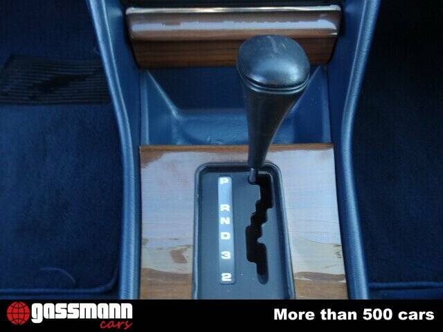 Image 11/15 de Mercedes-Benz 300 SE (1989)