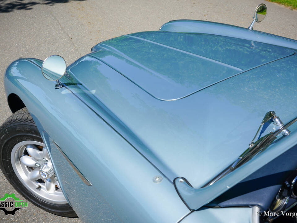 Image 28/51 of Austin-Healey 100&#x2F;6 (BN4) (1958)