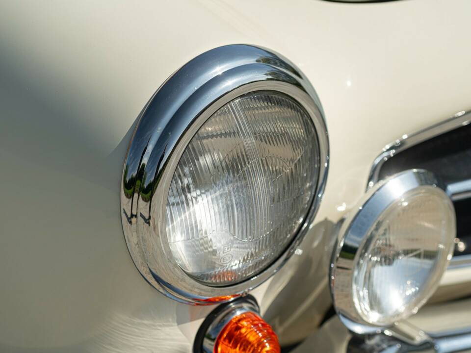 Afbeelding 24/50 van Mercedes-Benz 190 SL (1959)