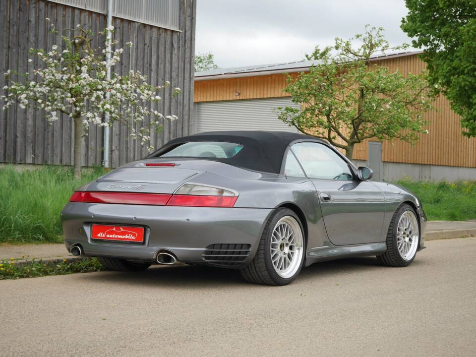 Bild 2/26 von Porsche 911 Carrera 4S (1900)