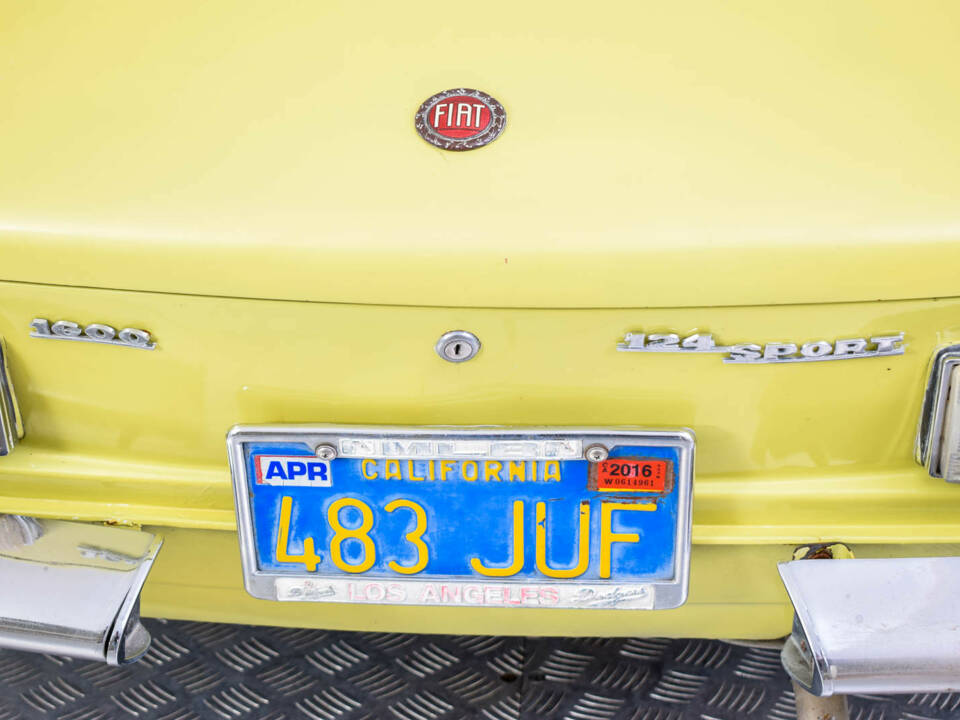 Image 22/50 of FIAT 124 Spider CS1 (1973)