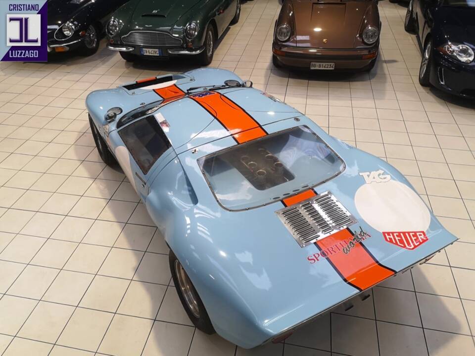 Image 9/50 of Ford GT40 (1966)