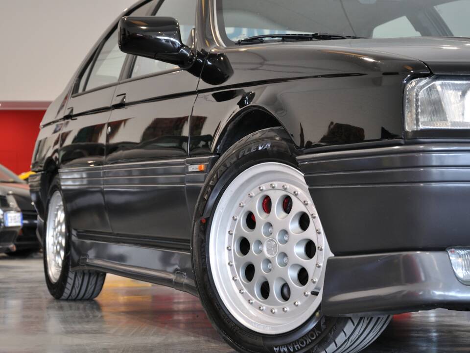 Obraz 30/34 pojazdu Alfa Romeo 164 3.0 24V Q4 (1996)