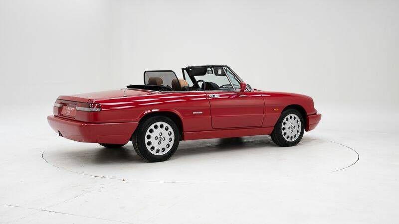 Bild 2/15 von Alfa Romeo 2.0 Spider (1991)