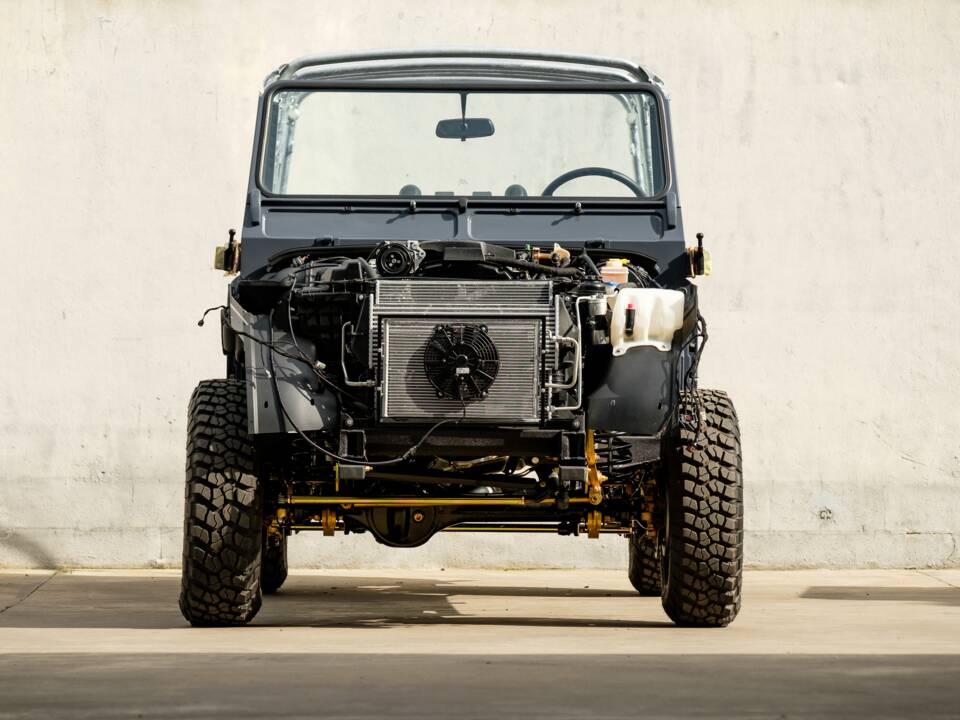 Bild 19/100 von Land Rover Defender 110 (2014)