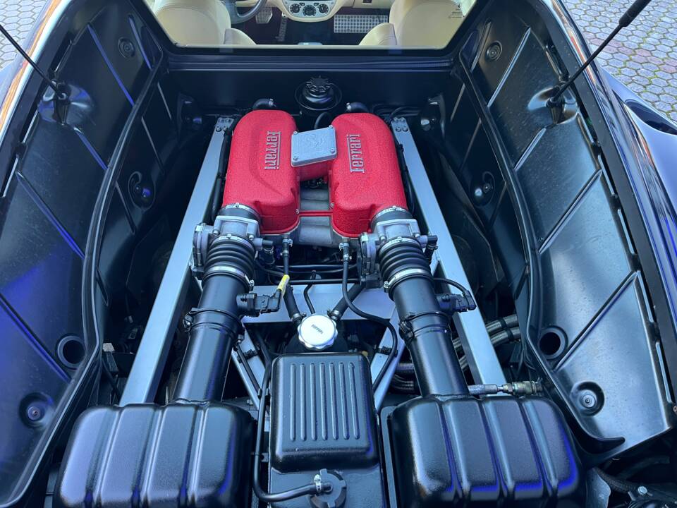 Image 19/26 of Ferrari 360 Modena (2003)