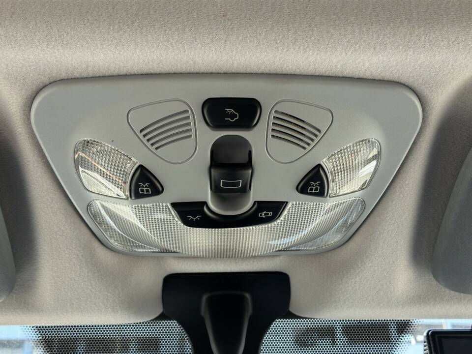 Bild 25/63 von Mercedes-Benz G 500 (lang) (2009)