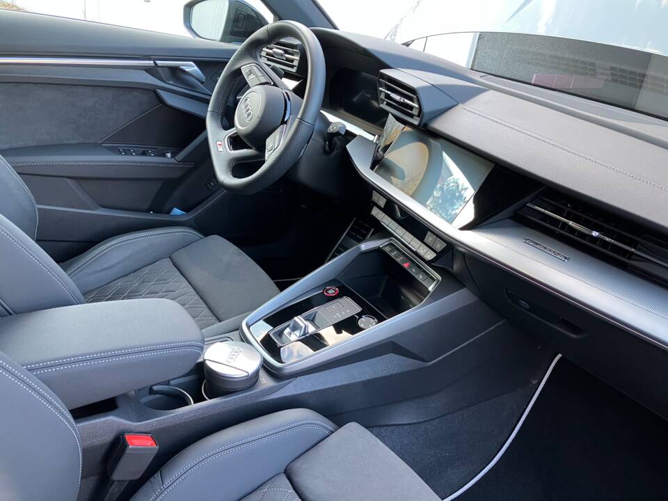 Bild 9/16 von Audi S3 Sportback (2023)