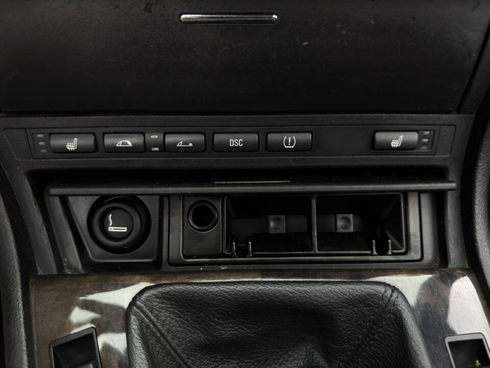 Bild 32/41 von BMW 320Ci (2006)
