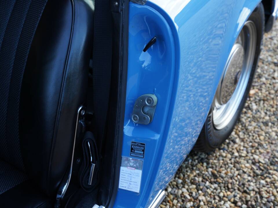 Image 40/50 of Porsche 912 (1969)