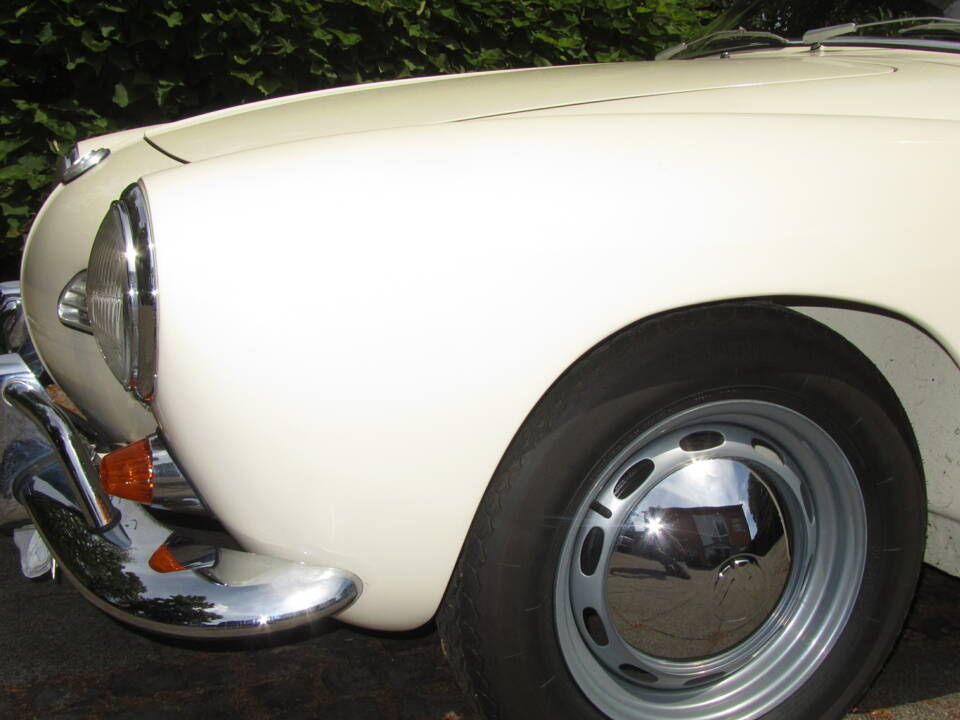 Image 6/45 of Volkswagen Karmann Ghia 1300 (1965)