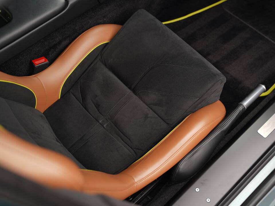 Bild 19/50 von Aston Martin V12 Vantage AMR (2017)