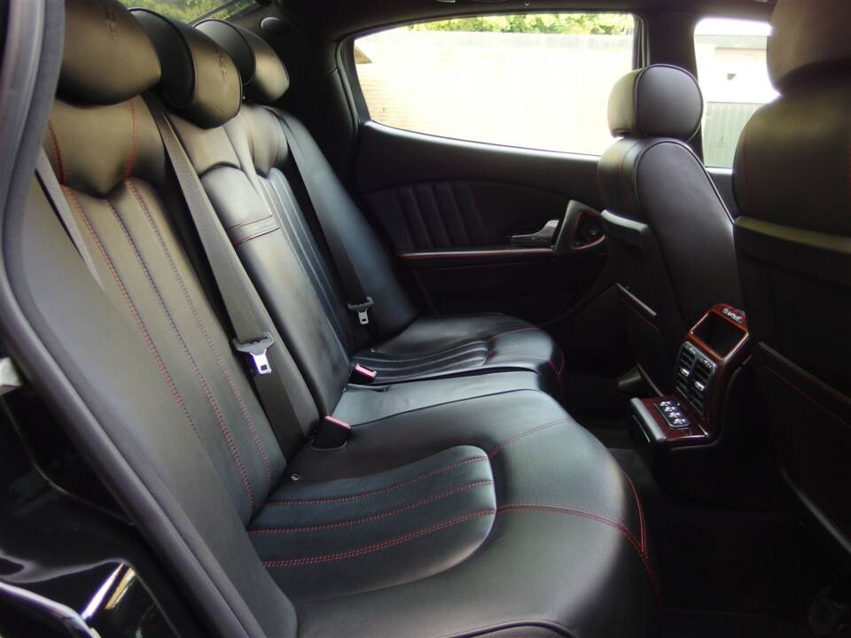 Bild 67/98 von Maserati Quattroporte S 4.7 (2010)