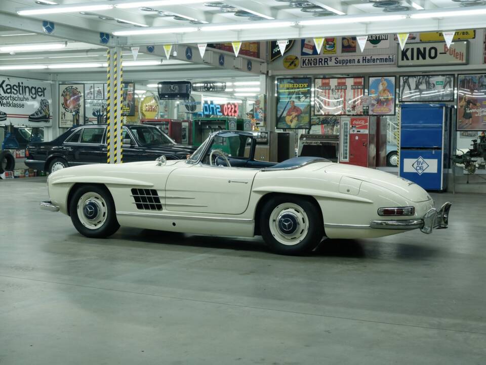 Bild 10/50 von Mercedes-Benz 300 SL Roadster (1959)