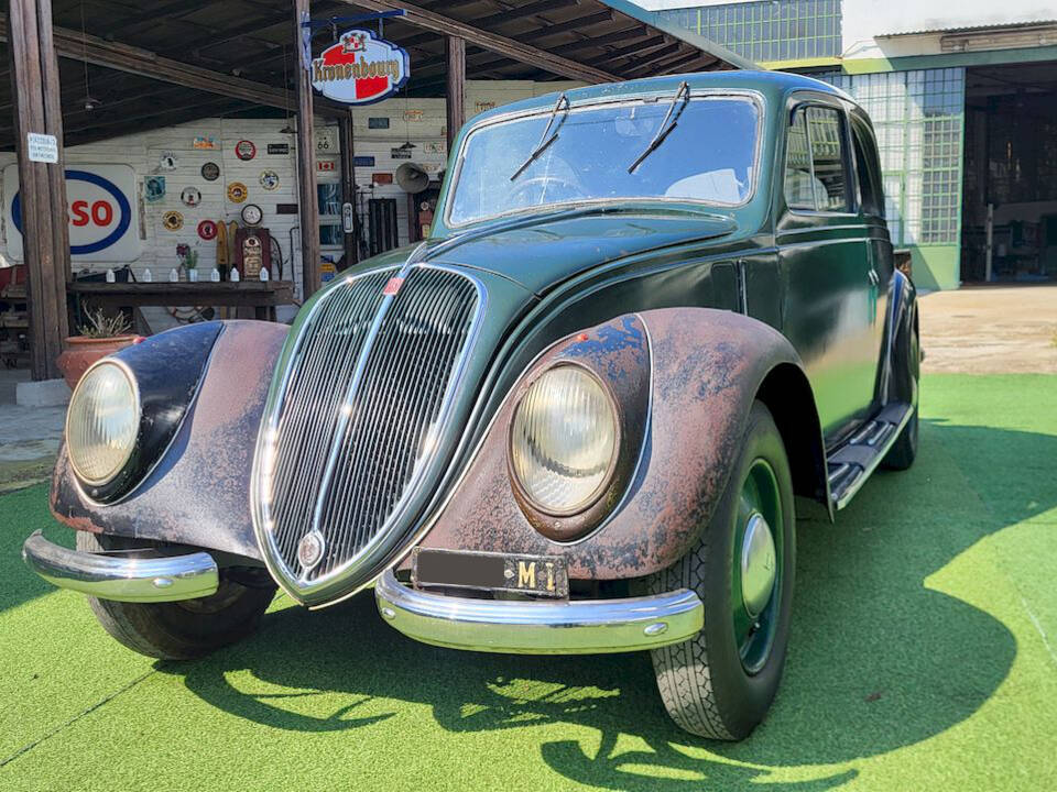 Image 5/75 of FIAT 1500 (1937)