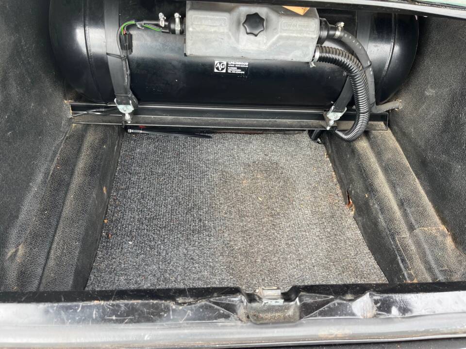 Image 14/16 of Citroën ID 19 (1968)