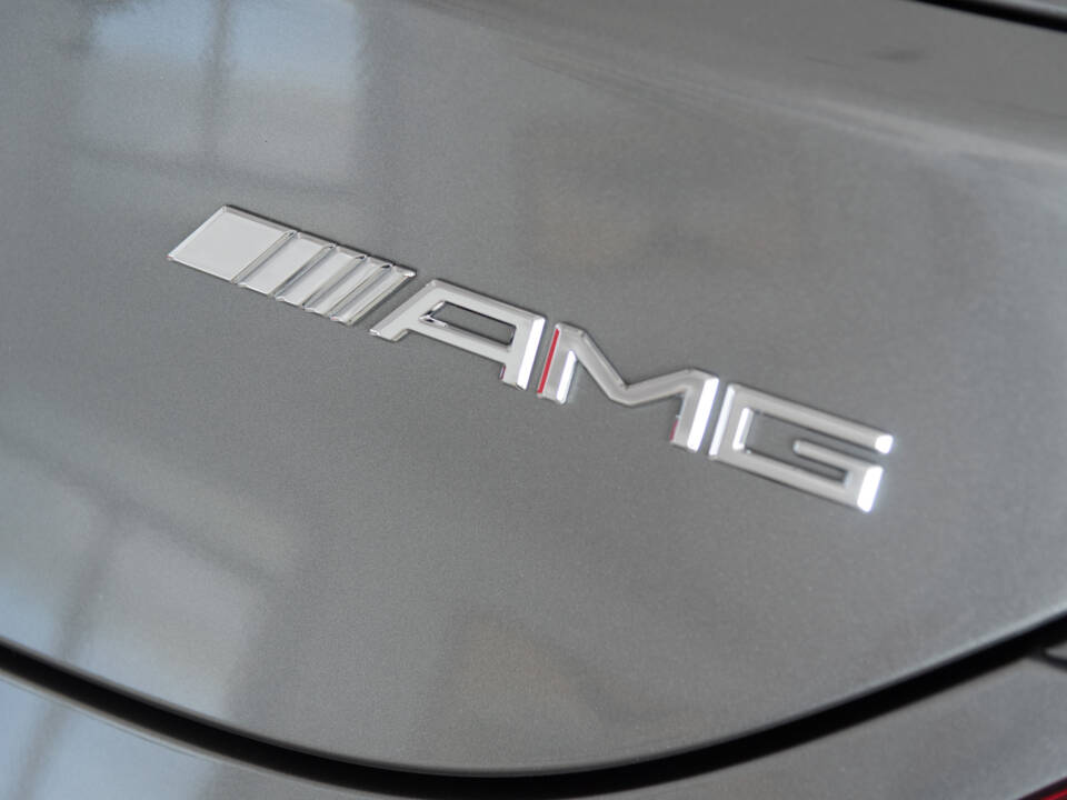 Image 29/56 de Mercedes-Benz SLS AMG (2011)