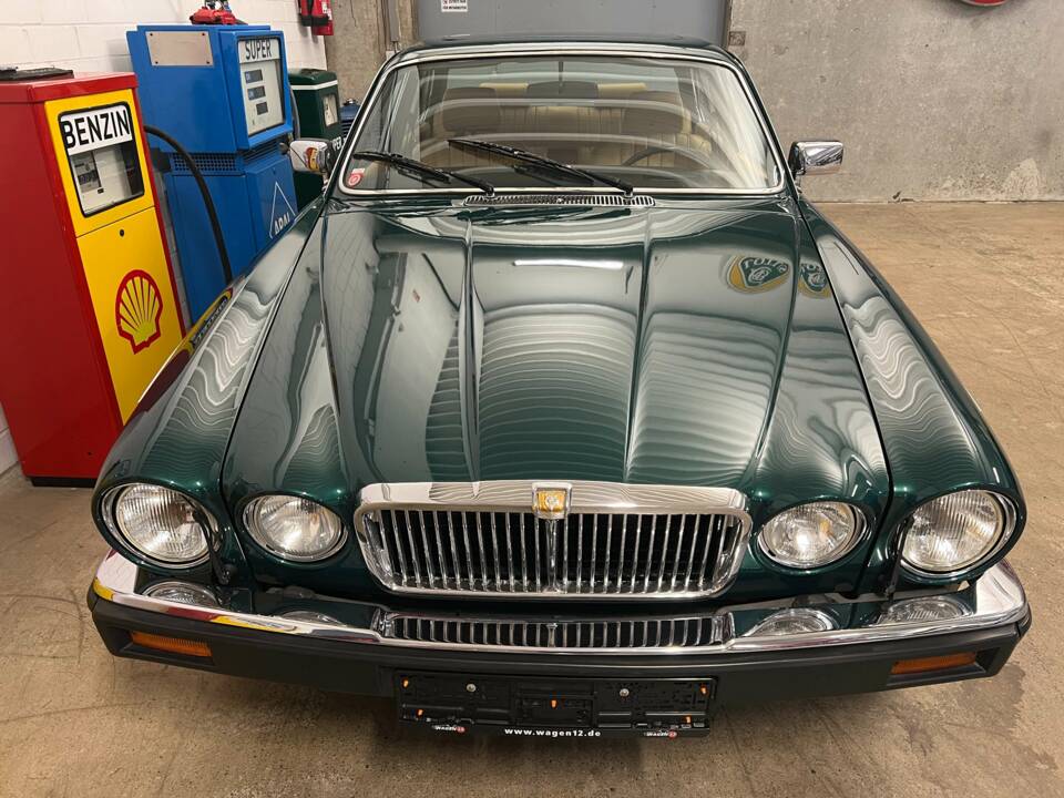 Bild 4/24 von Jaguar Sovereign H.E. V12 (1983)