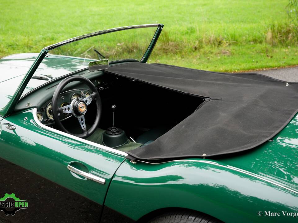 Image 49/59 of Austin-Healey 100&#x2F;6 (BN6) (1958)