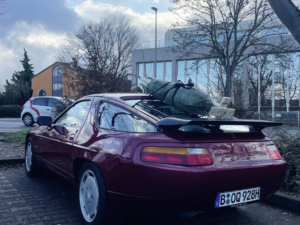 Afbeelding 34/45 van Porsche 928 S4 (1988)