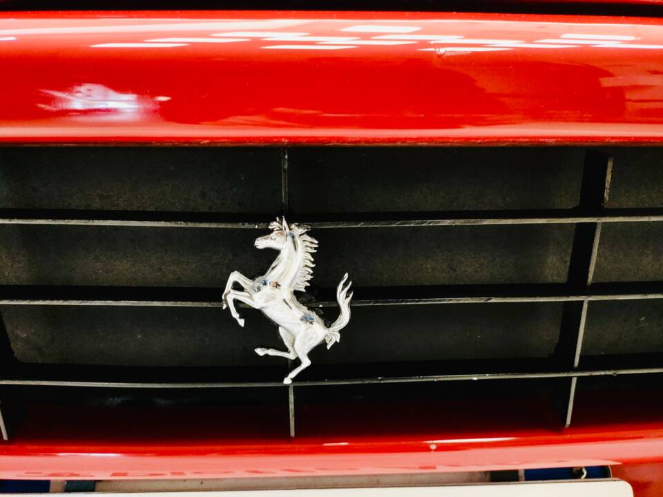 Afbeelding 29/33 van Ferrari 348 TB (1990)