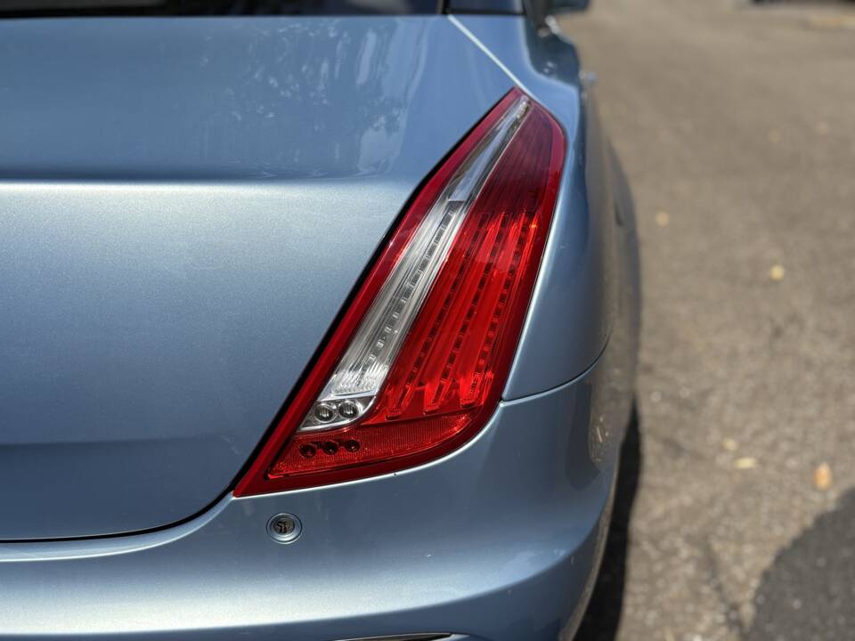 Image 39/50 of Jaguar XJ 5.0 (2011)