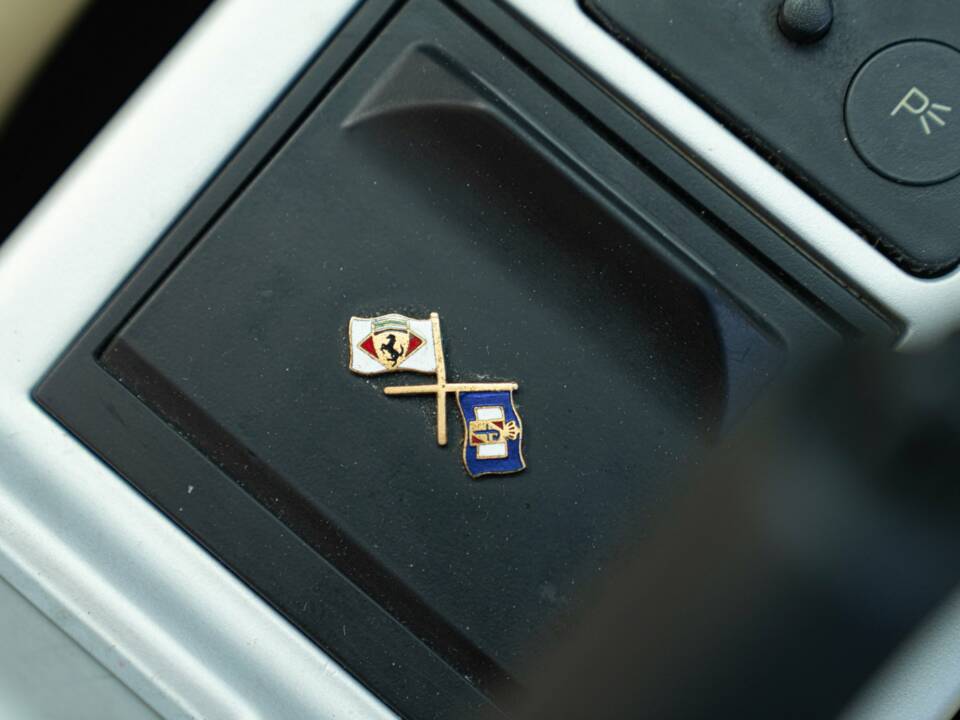 Image 37/50 of Ferrari 360 Modena (1999)