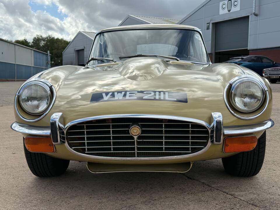 Bild 8/35 von Jaguar E-Type V12 (2+2) (1973)