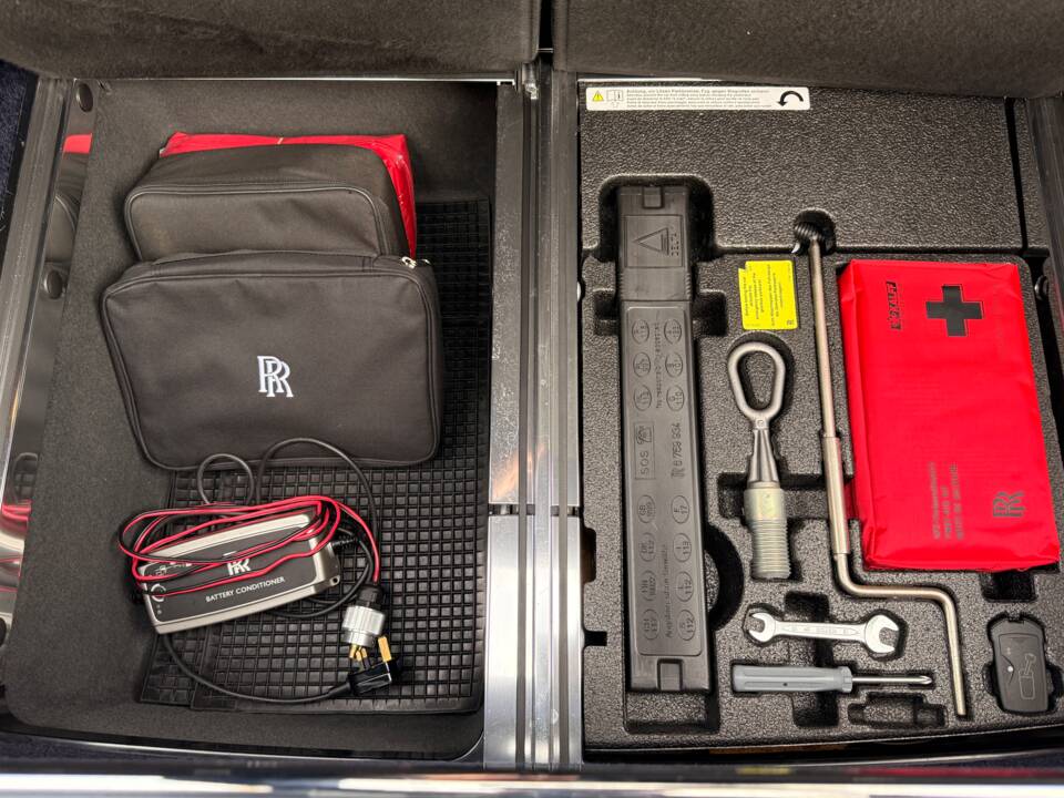 Afbeelding 11/40 van Rolls-Royce Phantom DHC (2008)