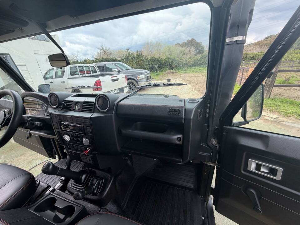 Bild 9/14 von Land Rover Defender 110 (2012)