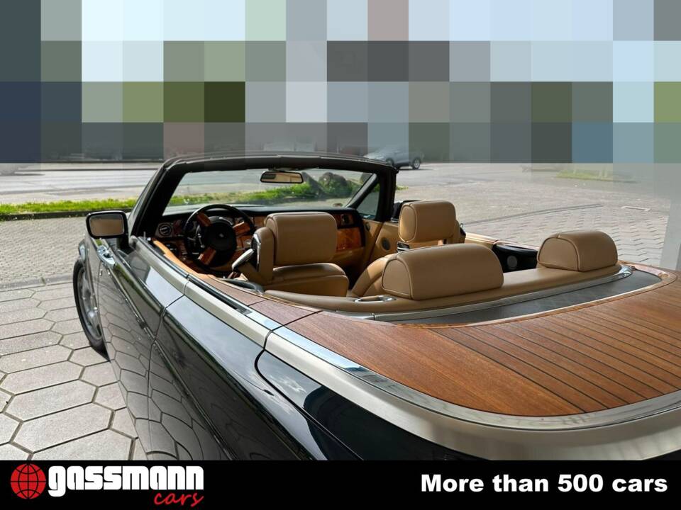 Image 8/9 de Rolls-Royce Phantom DHC (2008)