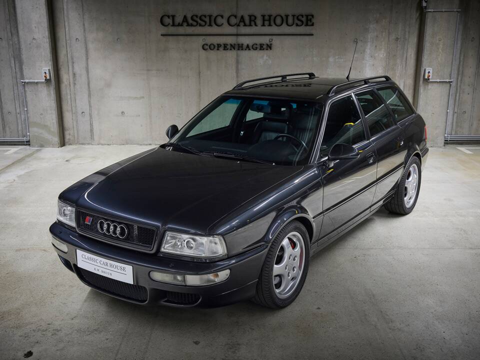 Image 13/99 of Audi RS2 Avant (1994)
