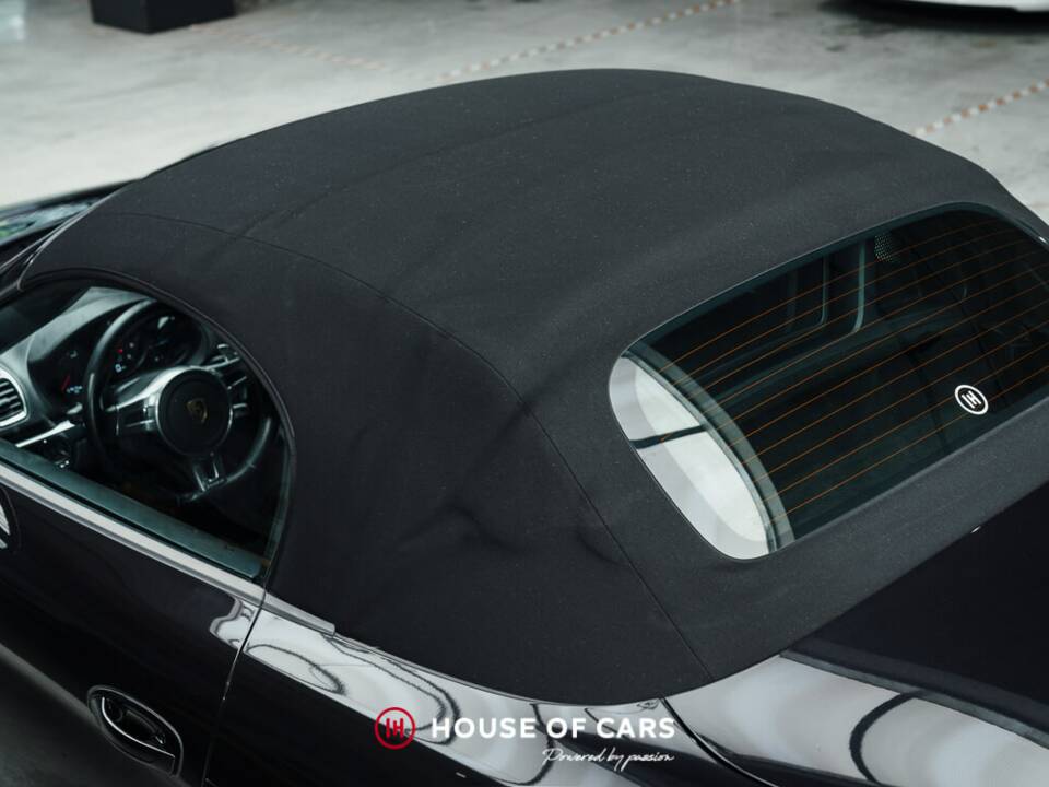Image 14/25 of Porsche Boxster GTS (2015)