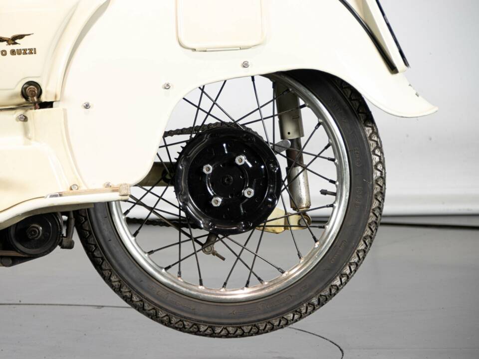 Image 28/50 de Moto Guzzi Galletto (1962)