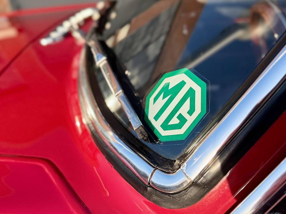 Bild 8/21 von MG MGC GT (1968)