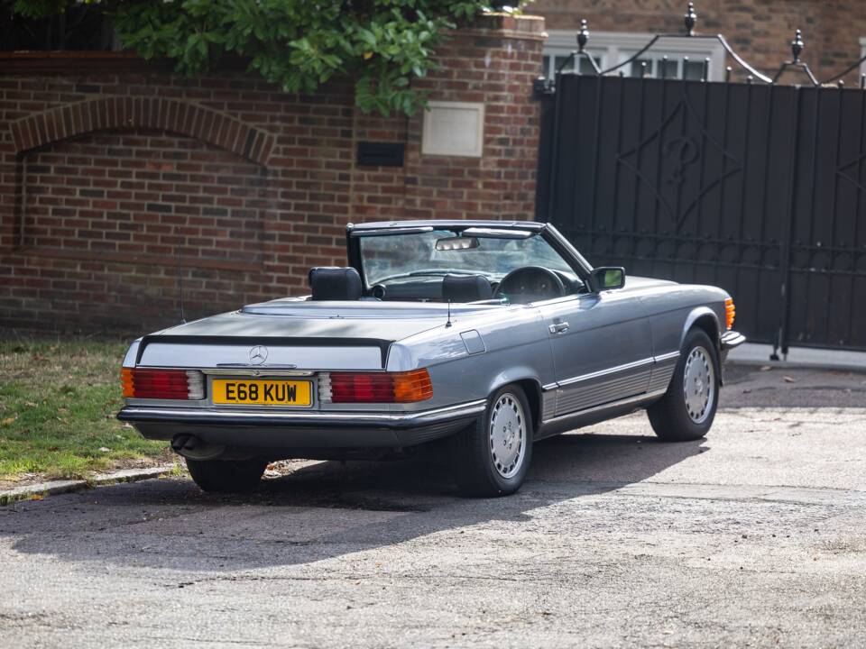 Bild 18/36 von Mercedes-Benz 420 SL (1987)
