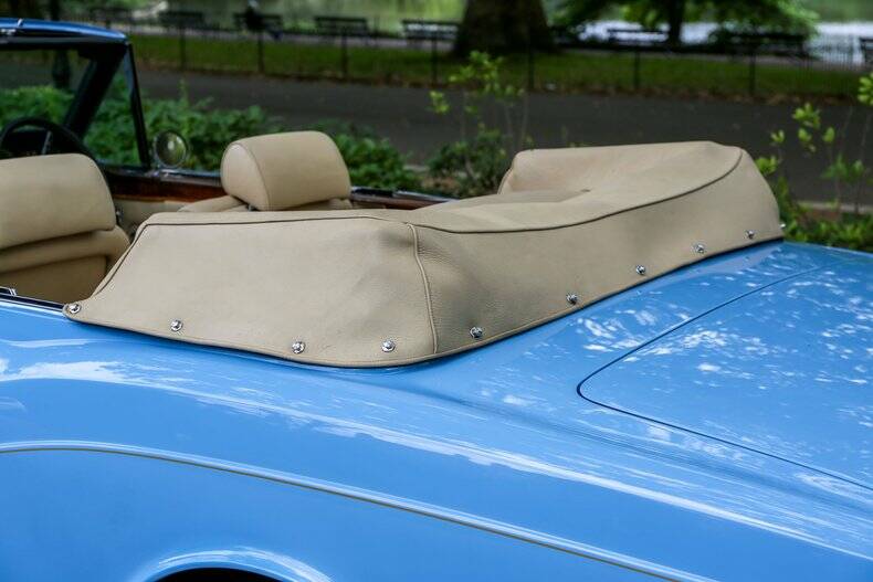 Afbeelding 22/50 van Rolls-Royce Corniche I (1977)