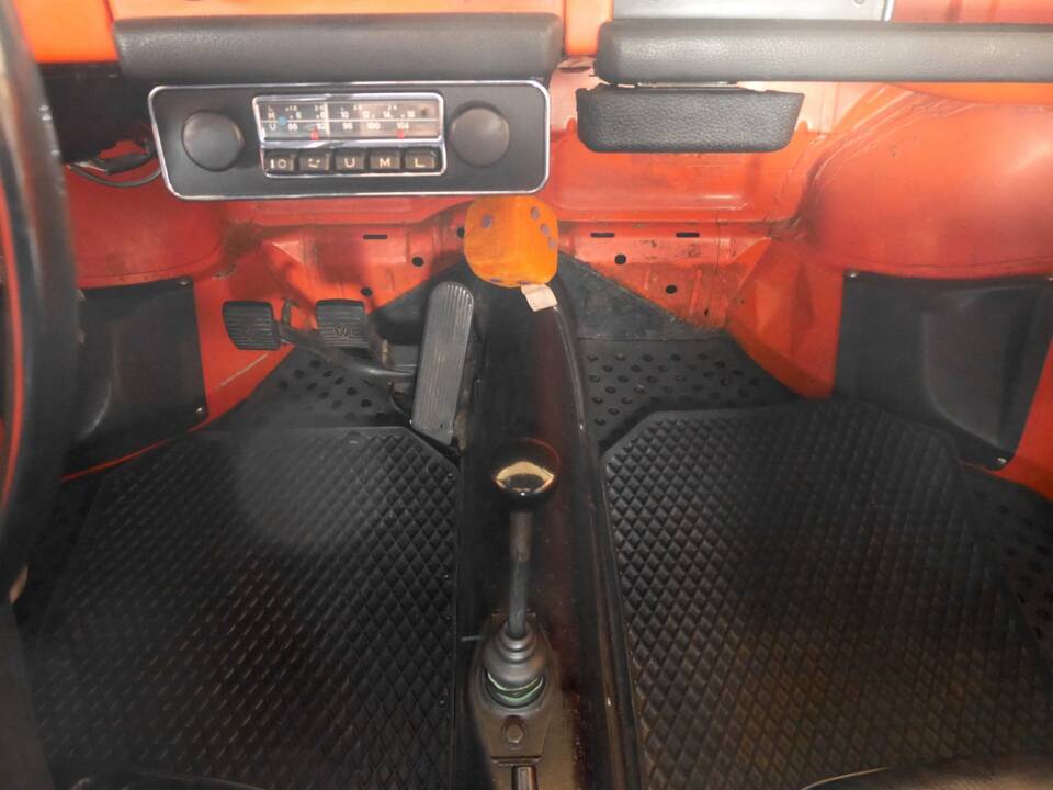 Bild 21/27 von Volkswagen Kübel 1.6 (1971)