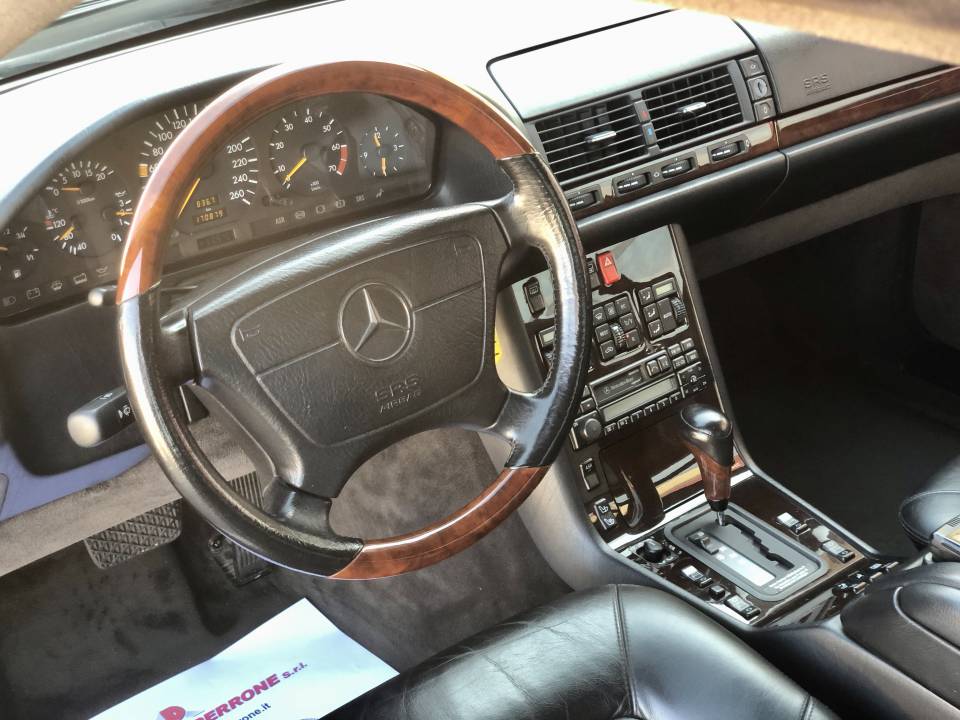 Image 19/39 of Mercedes-Benz S 500 Coupe (1994)