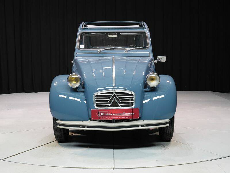 Image 6/15 de Citroën 2 CV (1964)