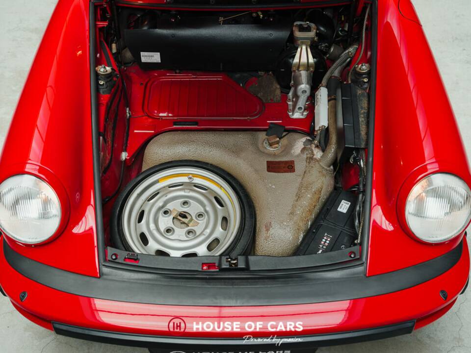 Afbeelding 13/24 van Porsche 911 Carrera 3.2 (1985)