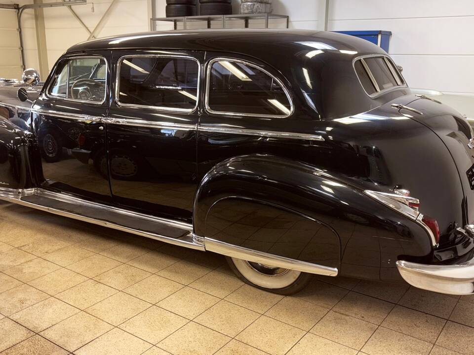 Image 4/24 of Cadillac Fleetwood 60 Special (1947)