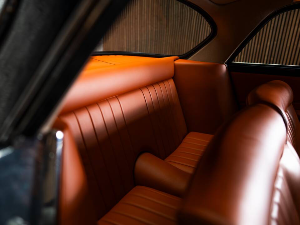 Image 36/92 of Maserati 3500 GT Touring (1957)