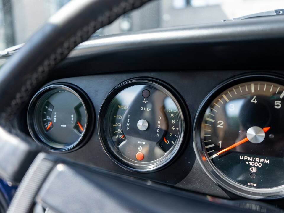 Image 25/34 de Porsche 911 2.0 E (1969)