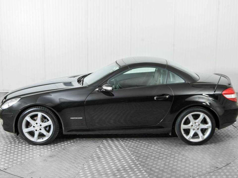Immagine 49/50 di Mercedes-Benz SLK 200 Kompressor (2004)