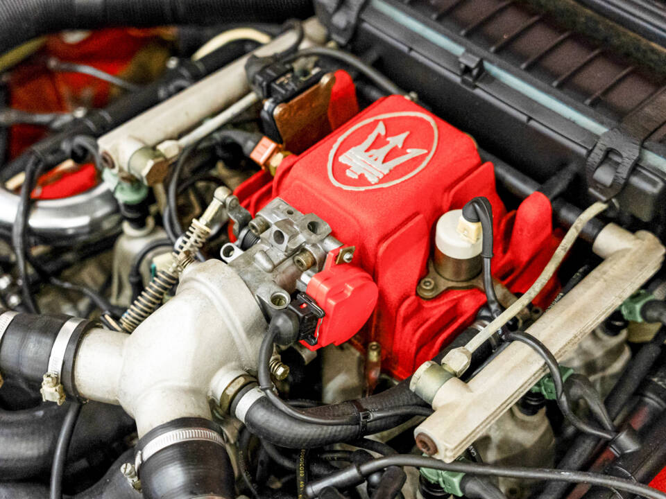 Bild 68/71 von Maserati Biturbo Si (1987)