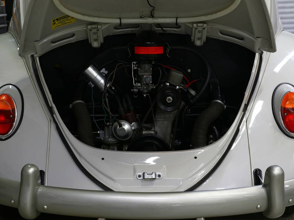 Image 30/39 of Volkswagen Escarabajo 1200 A (1965)