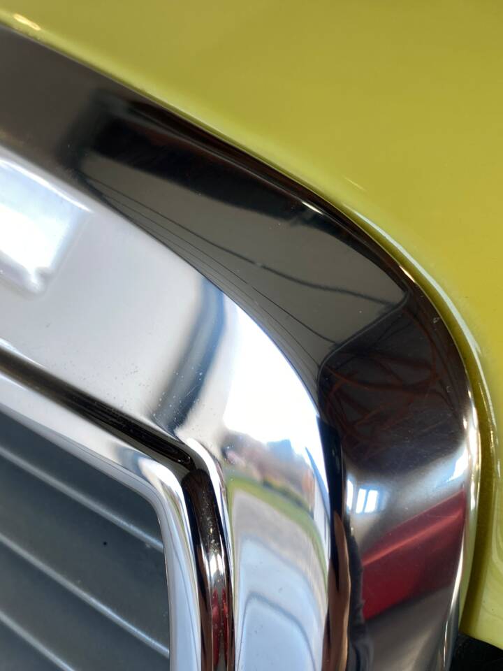 Bild 10/71 von Mercedes-Benz 250 (1979)