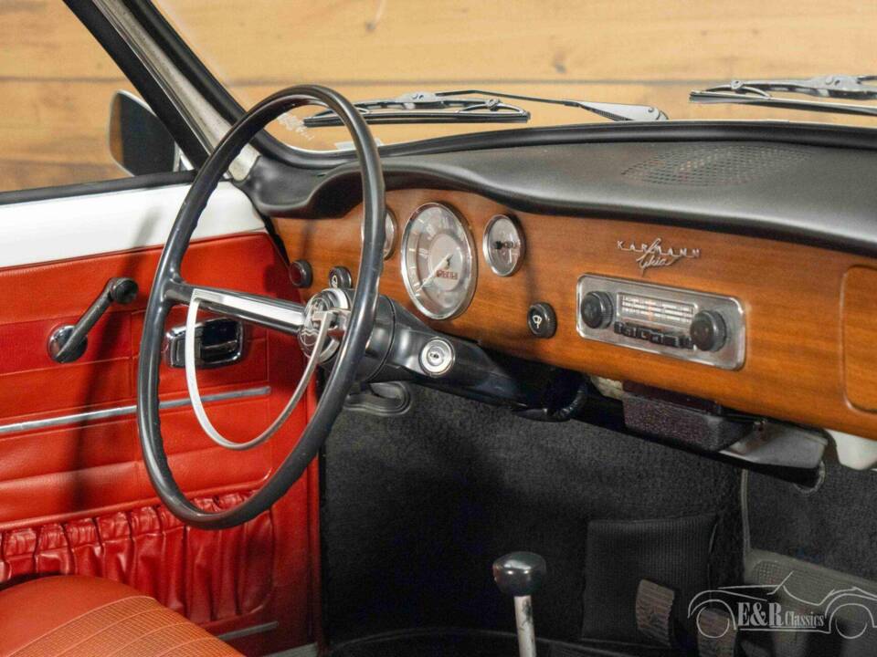Image 10/29 of Volkswagen Karmann Ghia 1500 (1969)