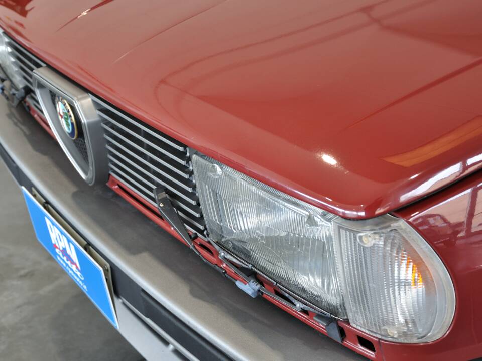 Bild 6/50 von Alfa Romeo Giulietta 1.8 (1985)